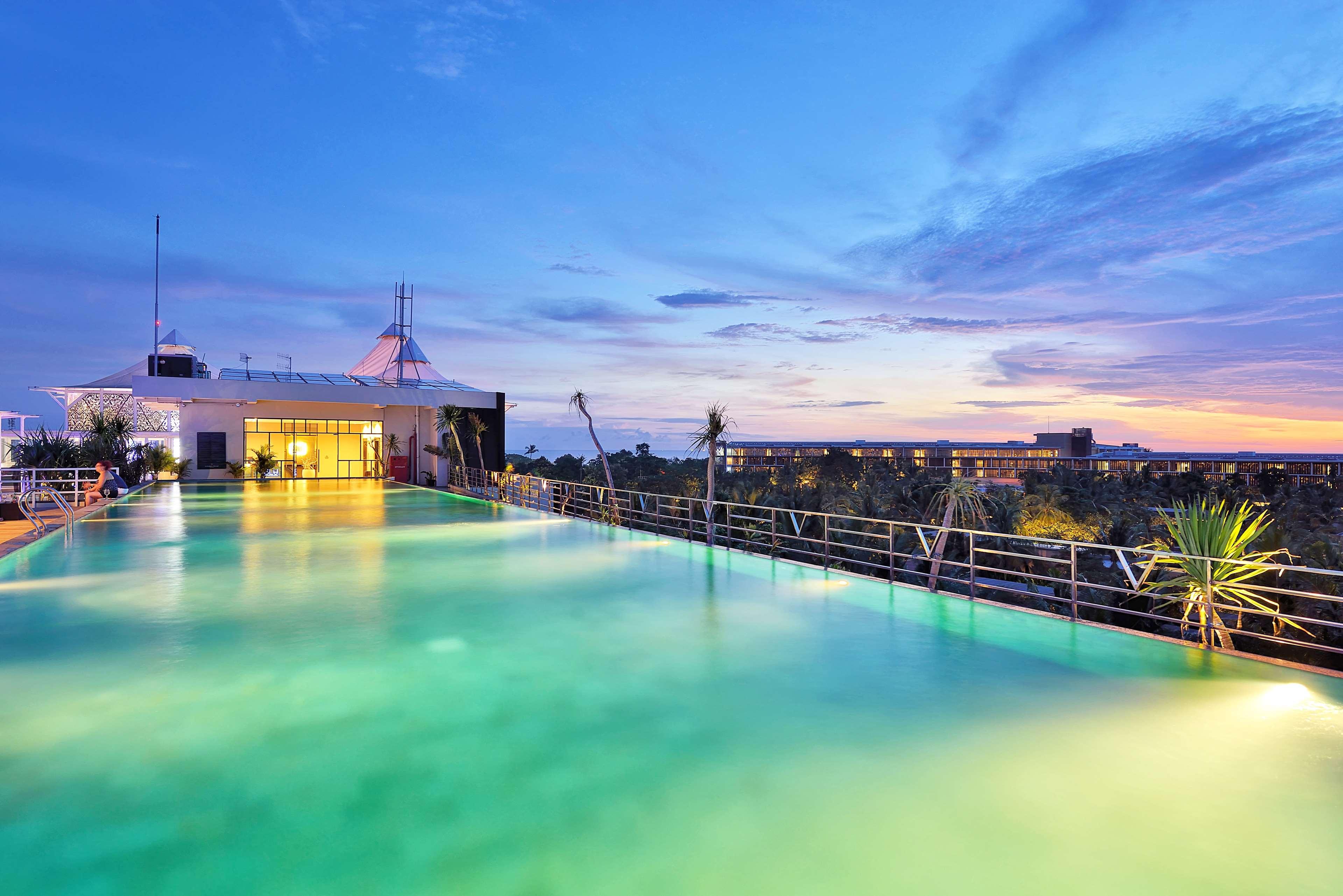 De Vins Sky Hotel Seminyak Exterior foto