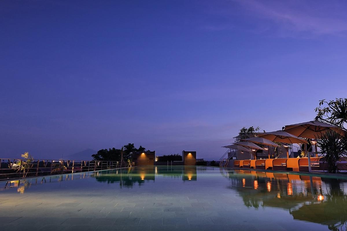 De Vins Sky Hotel Seminyak Exterior foto